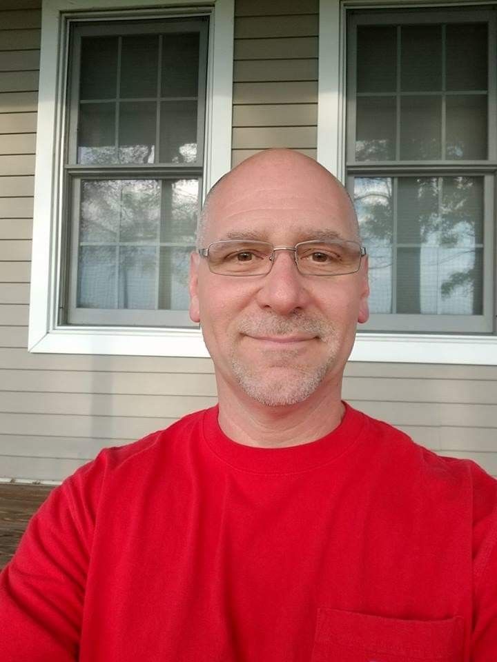Alex R.